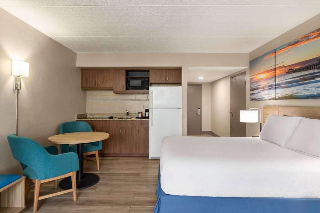 Days Inn By Wyndham Cocoa Beach Port Canaveral Zimmer foto