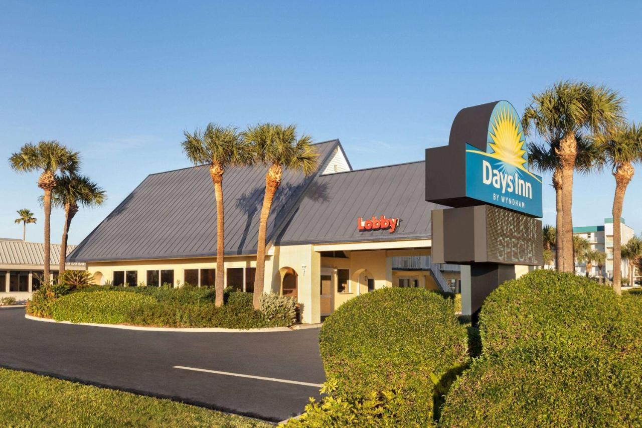 Days Inn By Wyndham Cocoa Beach Port Canaveral Exterior foto