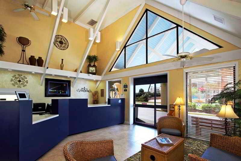 Days Inn By Wyndham Cocoa Beach Port Canaveral Exterior foto